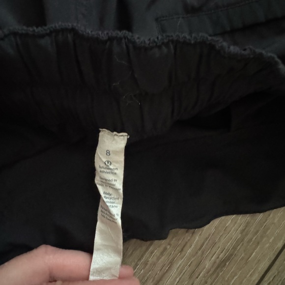 Black lululemon running shorts Size 8 - Picture 3 of 4